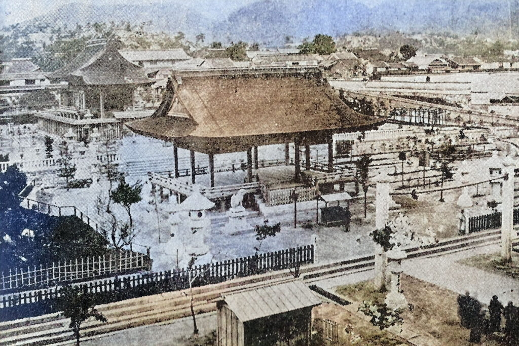 摂津楠公社(湊川神社)